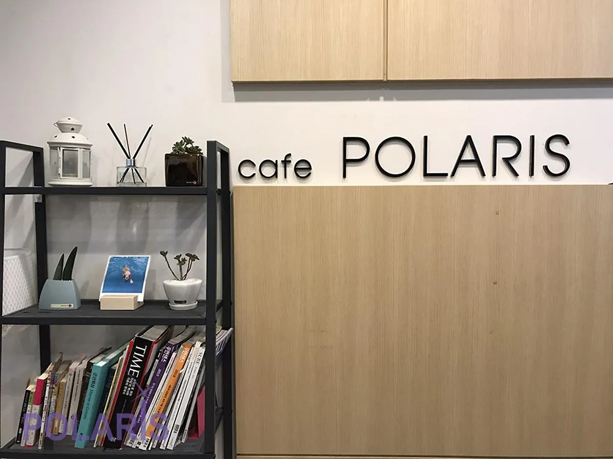 Polaris Guesthouse Garosugil 2*, Seoul South Korea