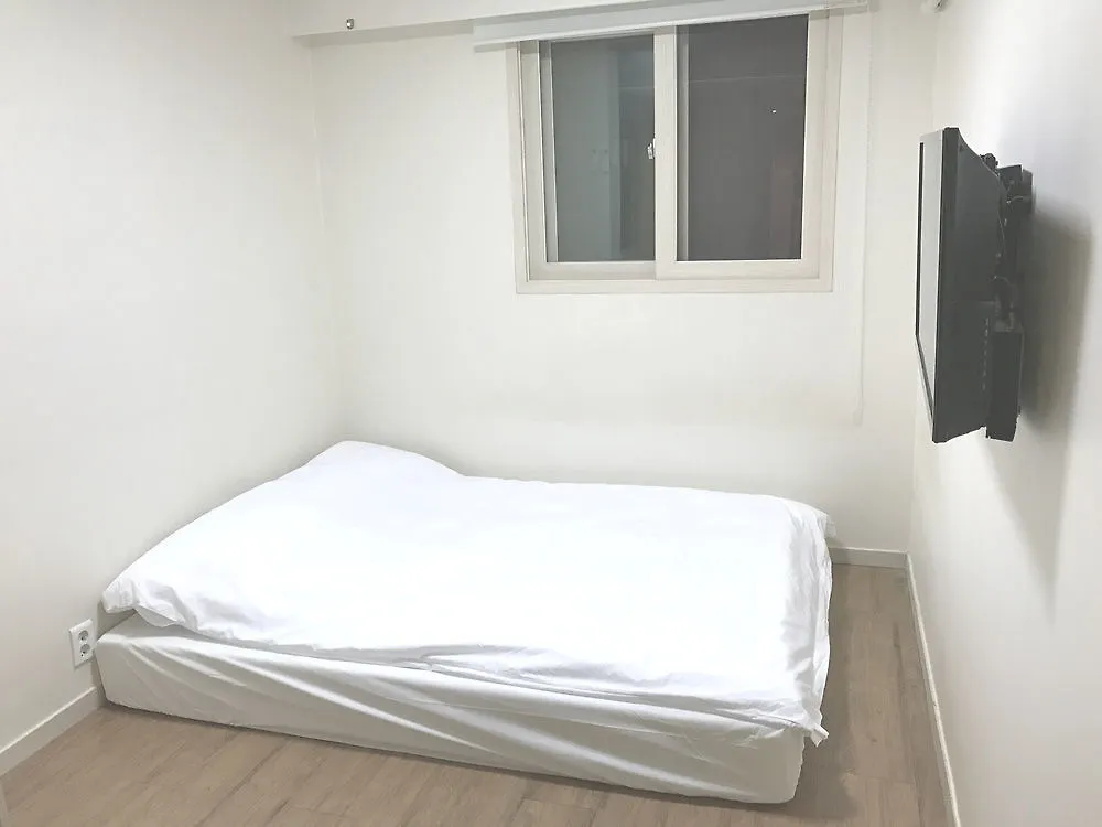 Polaris Guesthouse Garosugil 2*, Seoul